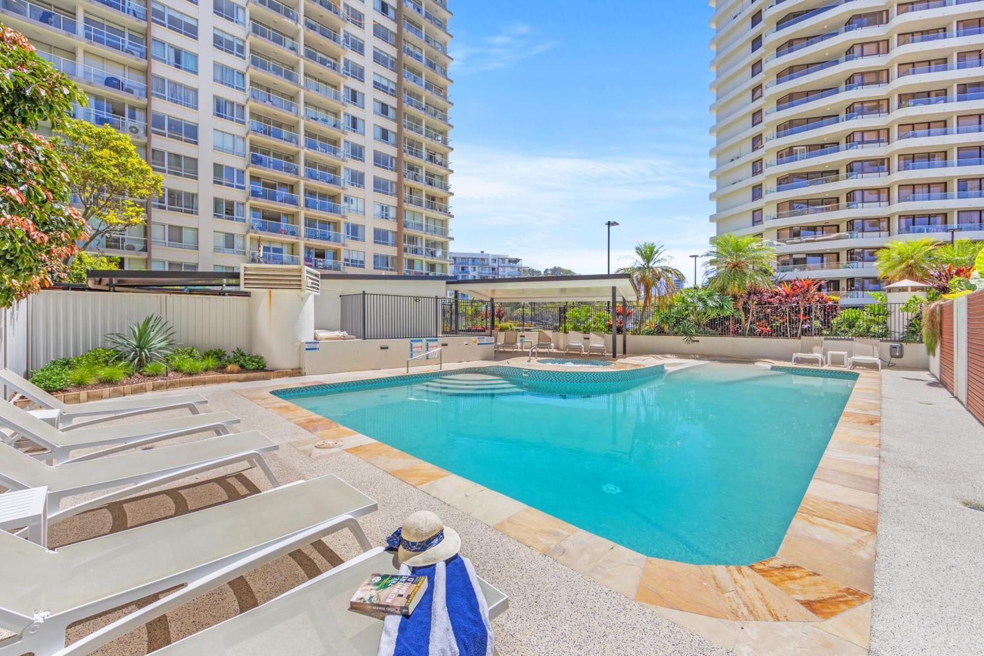 Burleigh Beach Tower Gold Coast Esterno foto