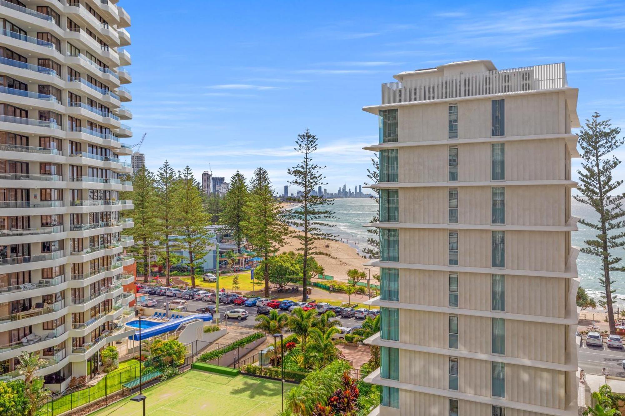 Burleigh Beach Tower Gold Coast Esterno foto